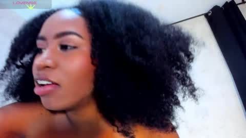 Snapshot of tayra_castle chatting on May 2026 08:48:02 PM Tayra online show from May 2026 08:48:02 PM