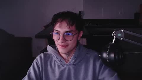 Teo independent model online show from March 2026 02:59:01 AM