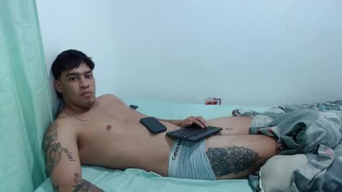 Snapshot of team23hot0 chatting on December 2024 08:00:02 AM team23hot0 online show from December 2024 08:00:02 AM