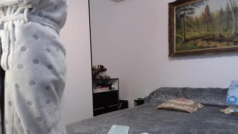 ALICIA--- online show from December 2024 10:45:02 AM