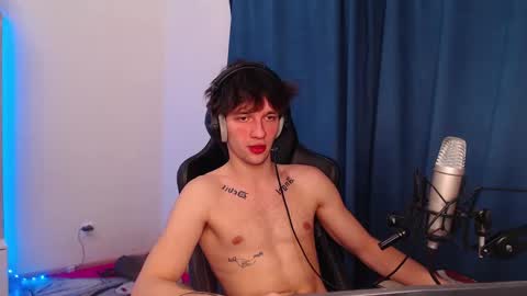 Teddy online show from December 2024 08:13:01 PM