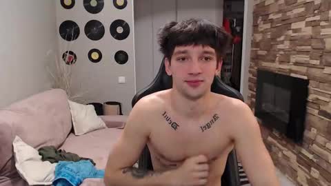 Teddy online show from November 2025 12:44:02 PM