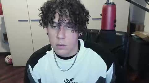 tedhmicro25 online show from December 2025 06:02:01 PM