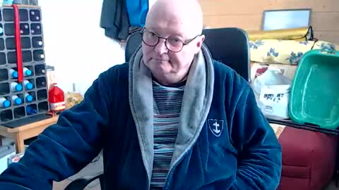 Snapshot of tedy6374 chatting on April 2026 10:24:01 AM tedy6374 online show from April 2026 10:24:01 AM