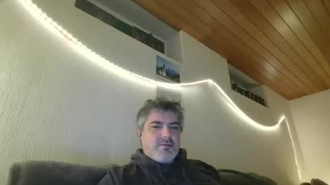 Peter online show from March 2025 08:25:01 PM