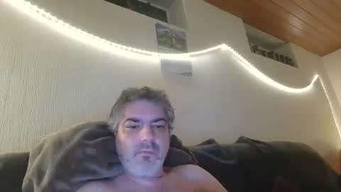 Peter online show from November 2025 11:15:01 PM