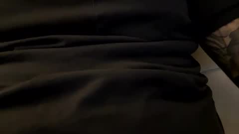 Twizzler online show from December 2025 09:25:01 AM