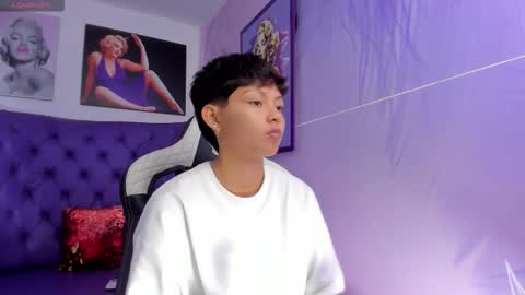 Snapshot of tefi_meow chatting on September 2025 12:17:02 PM Stefani  online show from September 2025 12:17:02 PM