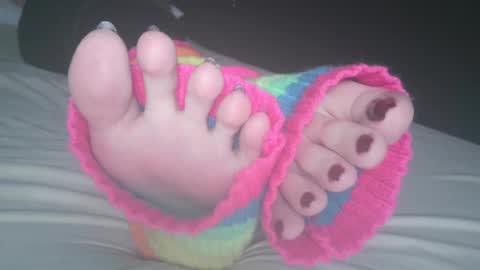 Viv West online show from February 2025 05:09:02 AM