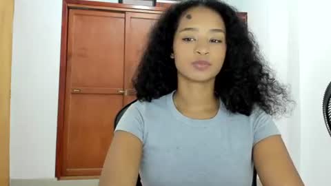 Snapshot of teles10 chatting on February 2025 09:37:02 PM Teles2023 online show from February 2025 09:37:02 PM