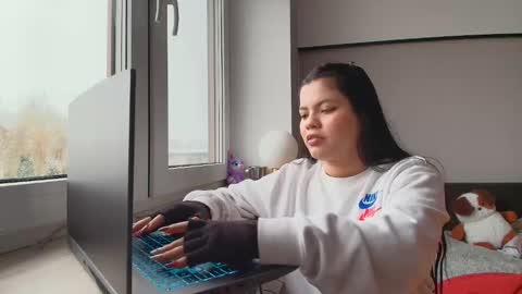 Snapshot of tell_me_goddess chatting on November 2025 09:09:02 AM Amazing SALOME online show from November 2025 09:09:02 AM