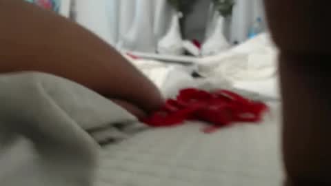 Snapshot of tellmewhat2do4y chatting on December 2024 07:15:01 AM Dkcoupleee online show from December 2024 07:15:01 AM