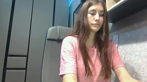 Alice online show from October 2025 05:27:02 AM