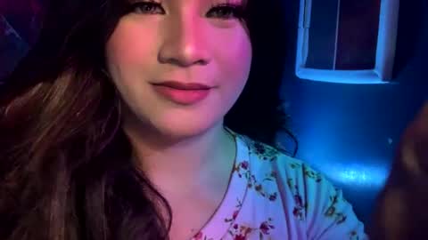 Snapshot of temptation_happiness chatting on October 2025 07:16:01 AM Just call me Tiara online show from October 2025 07:16:01 AM