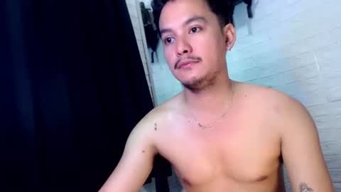 Snapshot of tempting_jon chatting on November 2025 03:07:01 AM tempting_jon online show from November 2025 03:07:01 AM