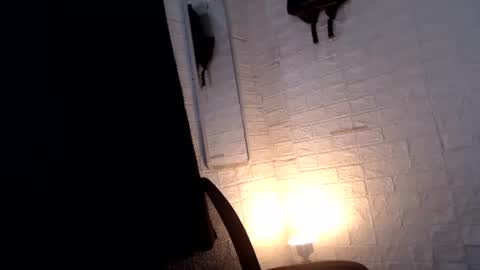 Snapshot of tempting_jon chatting on November 2025 07:03:02 PM tempting_jon online show from November 2025 07:03:02 PM