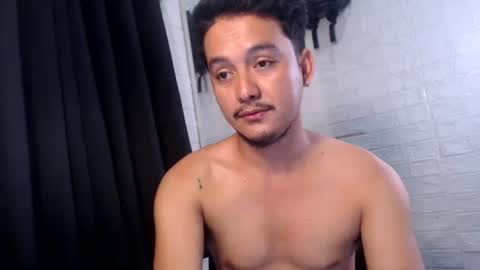 Snapshot of tempting_jon chatting on November 2025 08:35:01 AM tempting_jon online show from November 2025 08:35:01 AM