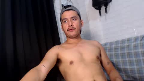 Snapshot of tempting_jon chatting on November 2025 07:08:01 AM tempting_jon online show from November 2025 07:08:01 AM