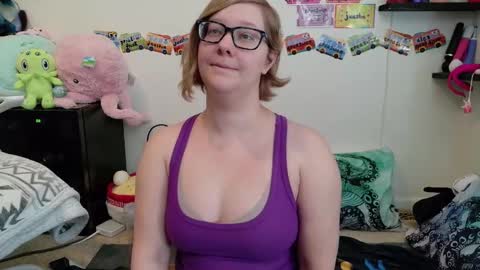 Pixie and Tentacle Overlord online show from February 2026 07:20:01 PM