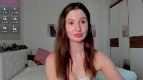 Snapshot of tender_babyy chatting on January 2025 02:19:01 PM Sexy girl Li online show from January 2025 02:19:01 PM