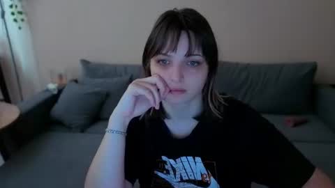 Snapshot of tender_meow chatting on June 2026 12:15:01 PM tender_meow online show from June 2026 12:15:01 PM