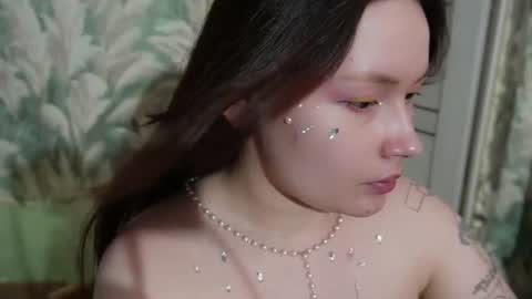 tendre_amelia online show from July 2026 07:00:02 PM