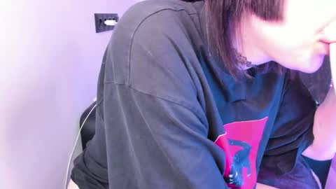 Kira online show from April 2026 02:03:02 AM