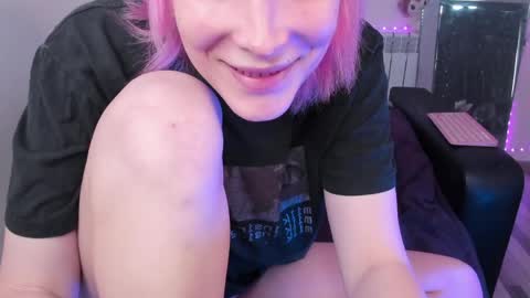 Snapshot of tenebrise chatting on April 2026 06:27:01 AM Kira online show from April 2026 06:27:01 AM