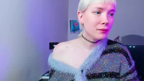 Snapshot of tenebrise chatting on May 2026 02:40:01 AM Kira online show from May 2026 02:40:01 AM