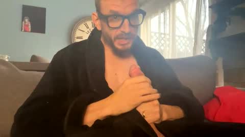 Ty online show from November 2025 10:09:02 PM