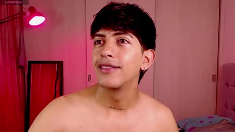 teo brown Independent model online show from December 2024 04:29:02 PM
