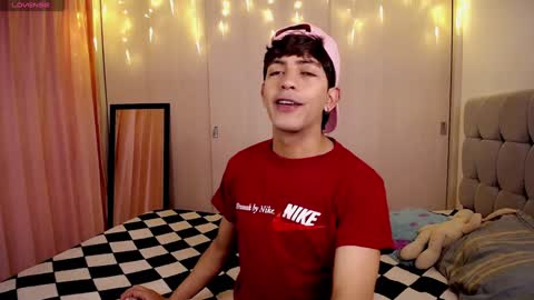teo brown Independent model online show from December 2024 03:48:02 PM