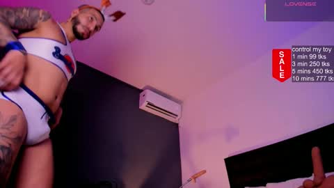 Teo Ferrer online show from October 2025 08:29:01 PM