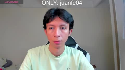Juanfe  online show from December 2024 09:21:02 AM