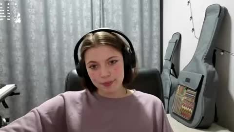 Snapshot of terranaufzinger chatting on May 2026 08:17:02 PM Anny Simpson online show from May 2026 08:17:02 PM