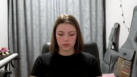 Snapshot of terranaufzinger chatting on May 2026 09:55:01 PM Anny Simpson online show from May 2026 09:55:01 PM