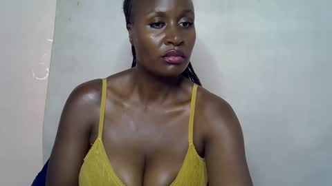 terriam online show from December 2025 12:53:02 PM