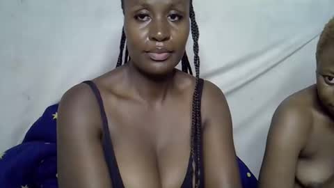 terriam online show from December 2025 12:01:02 PM