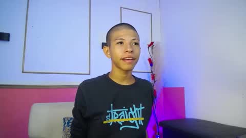 tessachains online show from November 2025 01:38:01 AM