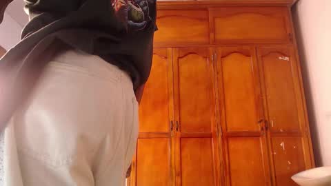 tessachains online show from February 2026 11:23:02 PM