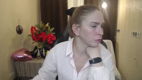 tessadaybreak online show from February 2025 04:00:02 PM