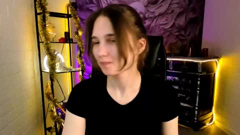 Tessa online show from December 2025 09:18:02 AM