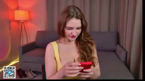 Snapshot of tesssahart chatting on May 2026 02:11:02 PM TessaHart online show from May 2026 02:11:02 PM