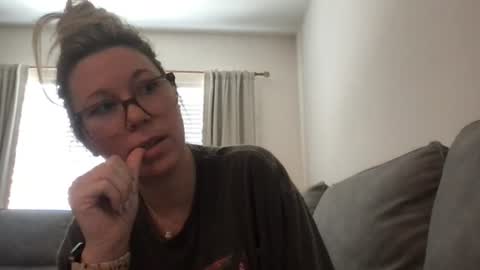 Daphne Summers online show from June 2026 05:01:02 PM