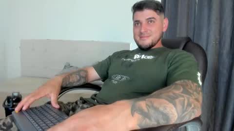 Snapshot of teylor_creed chatting on April 2026 08:31:02 PM teylor creed online show from April 2026 08:31:02 PM