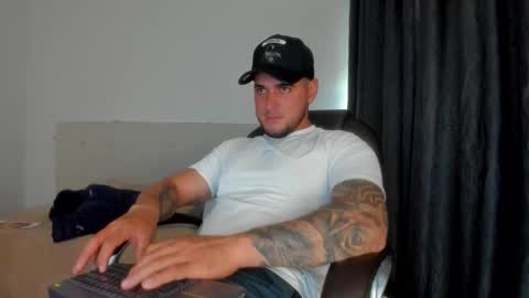 Snapshot of teylor_creed chatting on April 2026 08:21:01 PM teylor creed online show from April 2026 08:21:01 PM