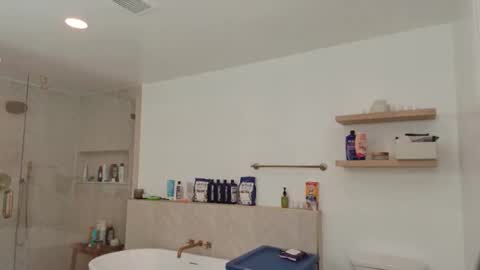 Snapshot of tgirltoesx chatting on November 2025 04:31:02 PM babygirlmami online show from November 2025 04:31:02 PM