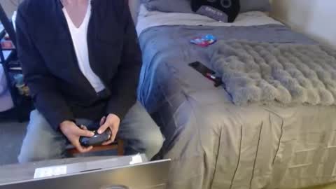 tgrizzthestarseed online show from April 2026 07:51:02 PM