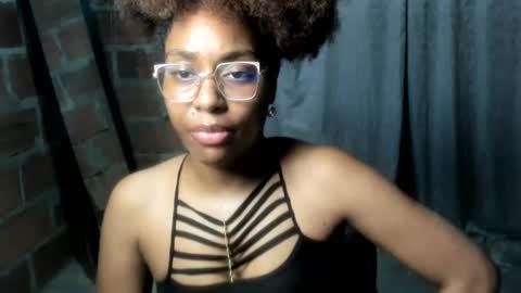 Snapshot of thaimy_ chatting on June 2026 02:14:02 AM thaimy_ online show from June 2026 02:14:02 AM