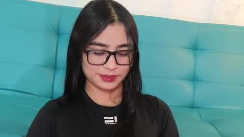 thalia  online show from December 2024 12:32:02 AM